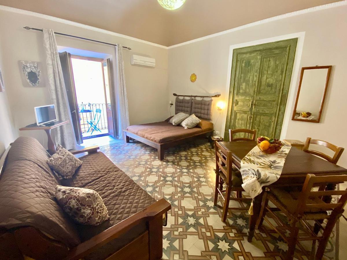 Maison Bordonaro Cefalu Exterior photo